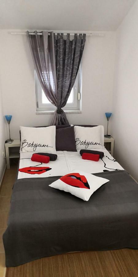 Apartment Cota Vinkuran Buitenkant foto